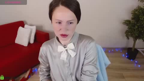 Queen of nylon  Victoria online show from 04/19/26, 05:07