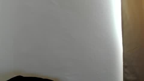 Izzy online show from 05/09/26, 03:28