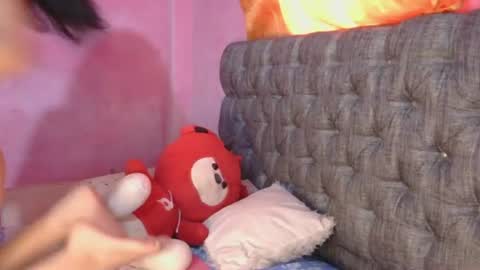Snapshot of izzy_rains chatting on 07/04/26, 09:59 izzy_rains online show from 07/04/26, 09:59