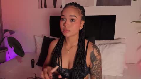 Snapshot of izzy_vega chatting on 02/03/26, 02:53 Izzy vega online show from 02/03/26, 02:53