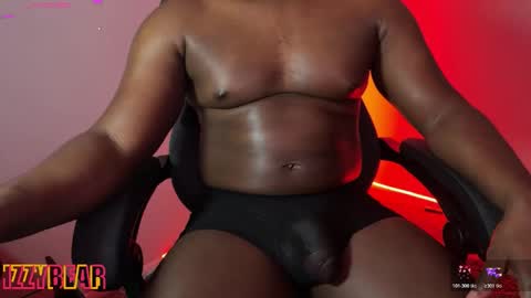 Snapshot of izzybear_ chatting on 04/21/26, 06:52 IzzyBear online show from 04/21/26, 06:52