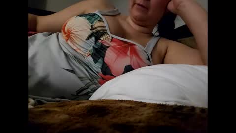 izzypopxoxo online show from 02/05/26, 07:35