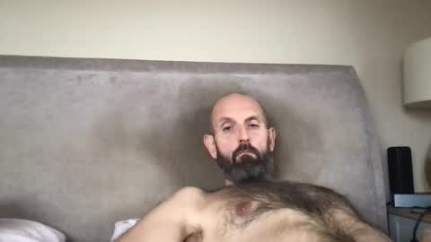 izzysboytoy1 online show from 11/11/25, 09:42