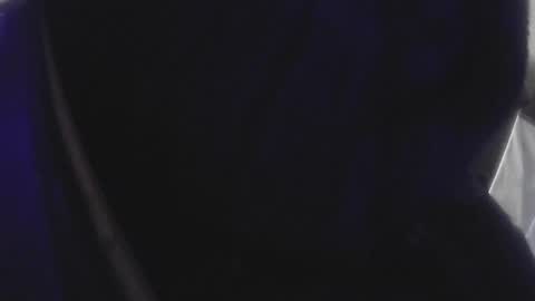 Snapshot of j0lteon_ chatting on 04/06/26, 11:27 Stuart online show from 04/06/26, 11:27