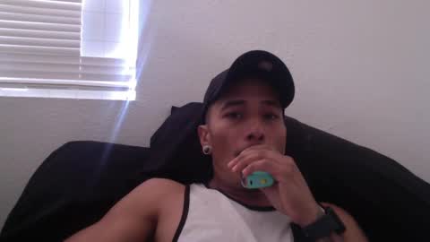 Snapshot of j0nnyk1ng chatting on 02/10/25, 11:55 Mugen online show from 02/10/25, 11:55