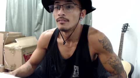 Snapshot of j0nnyk1ng chatting on 03/16/26, 05:35 Mugen online show from 03/16/26, 05:35