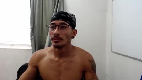 Snapshot of j0nnyk1ng chatting on 03/21/26, 07:50 Mugen online show from 03/21/26, 07:50