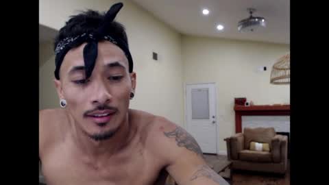 Snapshot of j0nnyk1ng chatting on 04/05/26, 09:28 Mugen online show from 04/05/26, 09:28