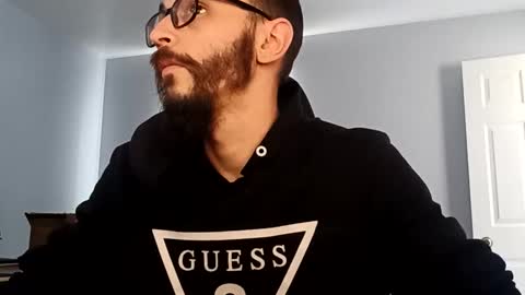 Yoursexxyguy online show from 02/14/26, 07:32