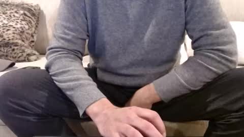 James online show from 12/22/25, 01:08