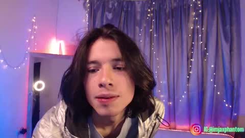 Hey im Jaxxxon check my info     online show from 09/25/25, 09:24