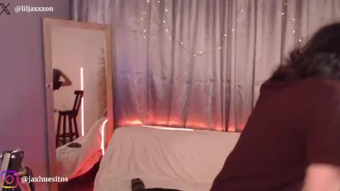 Hey im Jaxxxon check my info     online show from 05/11/26, 12:22