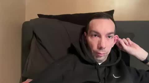 Snapshot of j_dc chatting on 01/28/25, 07:10 j_dc online show from 01/28/25, 07:10