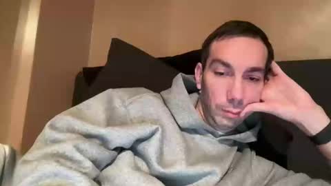 Snapshot of j_dc chatting on 02/24/25, 07:52 j_dc online show from 02/24/25, 07:52