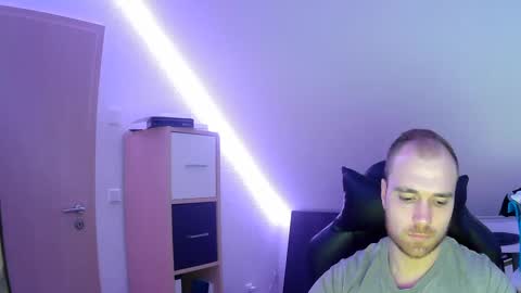 here4y online show from 01/27/25, 07:13