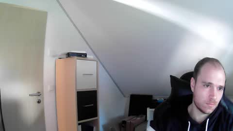 here4y online show from 02/02/25, 12:02