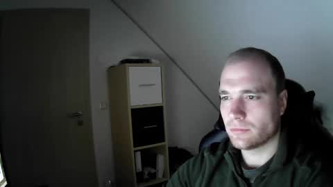 here4y online show from 11/10/25, 07:40