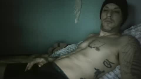 j_lion85 online show from 11/18/25, 09:03