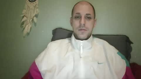 j_lion85 online show from 12/02/25, 09:47