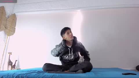 j_martony online show from 12/15/25, 01:04