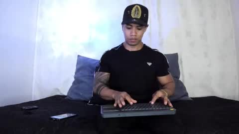 i am juan musiry independent model  online show from 01/23/25, 05:02