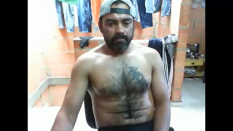 Snapshot of j_smiht02 chatting on 04/19/26, 06:10 james online show from 04/19/26, 06:10