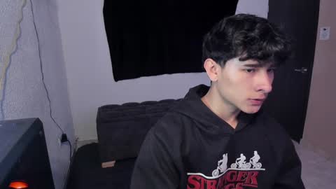 Snapshot of j_u_p_i_t_e_r chatting on 12/11/24, 03:26 Noah online show from 12/11/24, 03:26