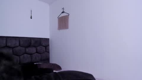 Snapshot of j_u_p_i_t_e_r chatting on 01/03/25, 03:55 Noah online show from 01/03/25, 03:55