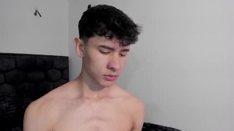 Snapshot of j_u_p_i_t_e_r chatting on 01/23/25, 12:19 Noah online show from 01/23/25, 12:19