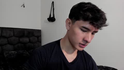 Snapshot of j_u_p_i_t_e_r chatting on 01/29/25, 12:13 Noah online show from 01/29/25, 12:13