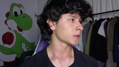 Snapshot of j_u_p_i_t_e_r chatting on 09/09/25, 10:20 Noah online show from 09/09/25, 10:20