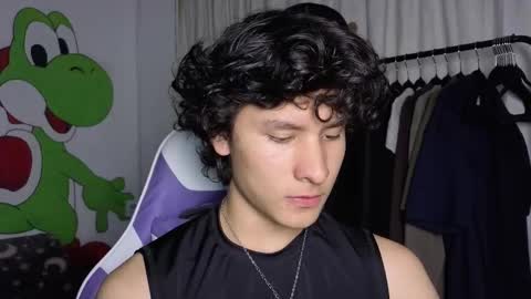 Snapshot of j_u_p_i_t_e_r chatting on 09/13/25, 01:27 Noah online show from 09/13/25, 01:27