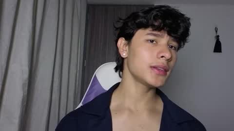 Snapshot of j_u_p_i_t_e_r chatting on 11/26/25, 12:39 Noah online show from 11/26/25, 12:39