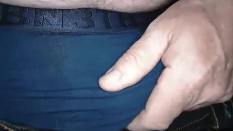 Snapshot of ja2923 chatting on 11/25/25, 01:00 ja2923 online show from 11/25/25, 01:00