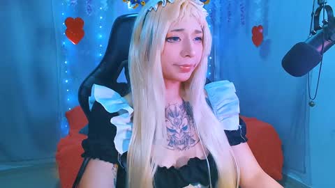 jade 18  online show from 01/05/25, 09:25