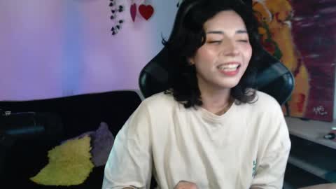 jade 18  online show from 05/14/26, 07:26