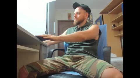 Snapshot of jaceblaze chatting on 09/19/25, 05:20 Jace online show from 09/19/25, 05:20