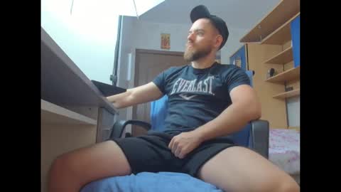 Snapshot of jaceblaze chatting on 09/22/25, 03:19 Jace online show from 09/22/25, 03:19