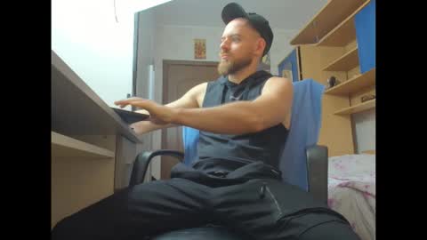 Snapshot of jaceblaze chatting on 10/10/25, 03:05 Jace online show from 10/10/25, 03:05