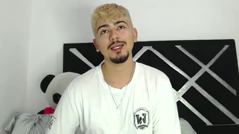 Snapshot of jack03xx_ chatting on 10/01/25, 05:41 Jack online show from 10/01/25, 05:41