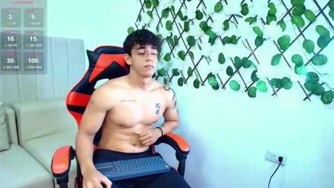 Snapshot of jack_bigx chatting on 11/07/25, 08:53 hello my name is Jack online show from 11/07/25, 08:53