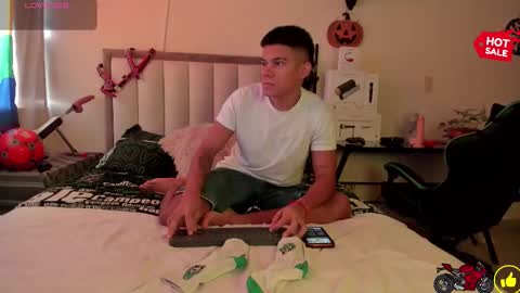 JACK CASTELL online show from 10/14/25, 11:00