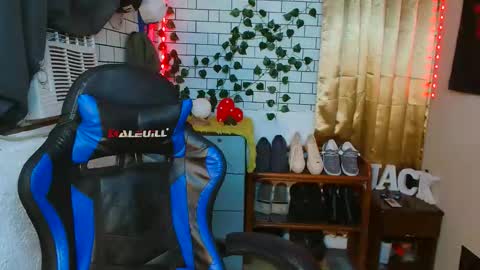 Snapshot of jack_collins69 chatting on 10/15/25, 12:00 JACK online show from 10/15/25, 12:00