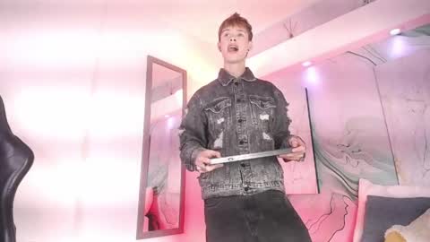 Snapshot of jack_frosst_ chatting on 06/03/26, 01:03 JACK online show from 06/03/26, 01:03