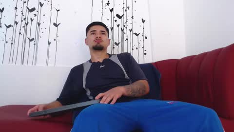    online show from 02/04/26, 01:50