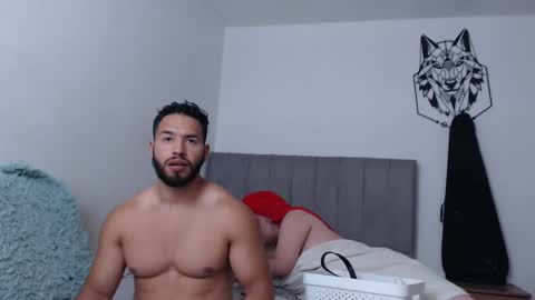 Snapshot of jack_master_muscle chatting on 12/06/24, 02:35 jack and leah online show from 12/06/24, 02:35