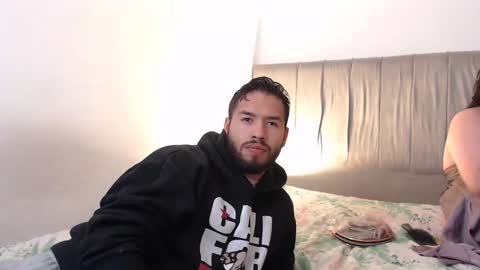 Snapshot of jack_master_muscle chatting on 01/22/25, 02:37 jack and leah online show from 01/22/25, 02:37