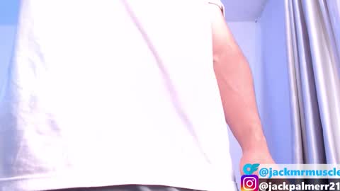 Snapshot of jack_master_muscle chatting on 09/26/25, 07:40 jack and leah online show from 09/26/25, 07:40