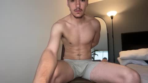 INDEPENDENT MODEL online show from 03/22/26, 11:13