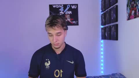 J online show from 10/21/25, 04:35